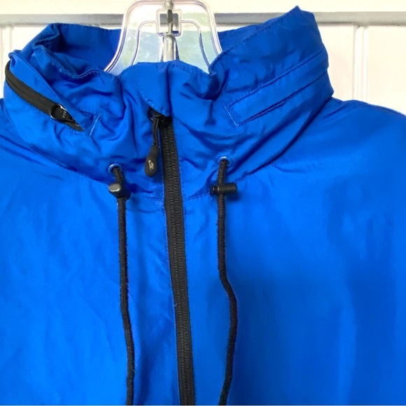 Nike Sportswear Men’s Large royal blue windbreaker in good preowned condition - Picture 4 of 11